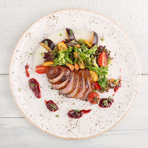 Read more about the article Duck with Spiced Plum Sauce